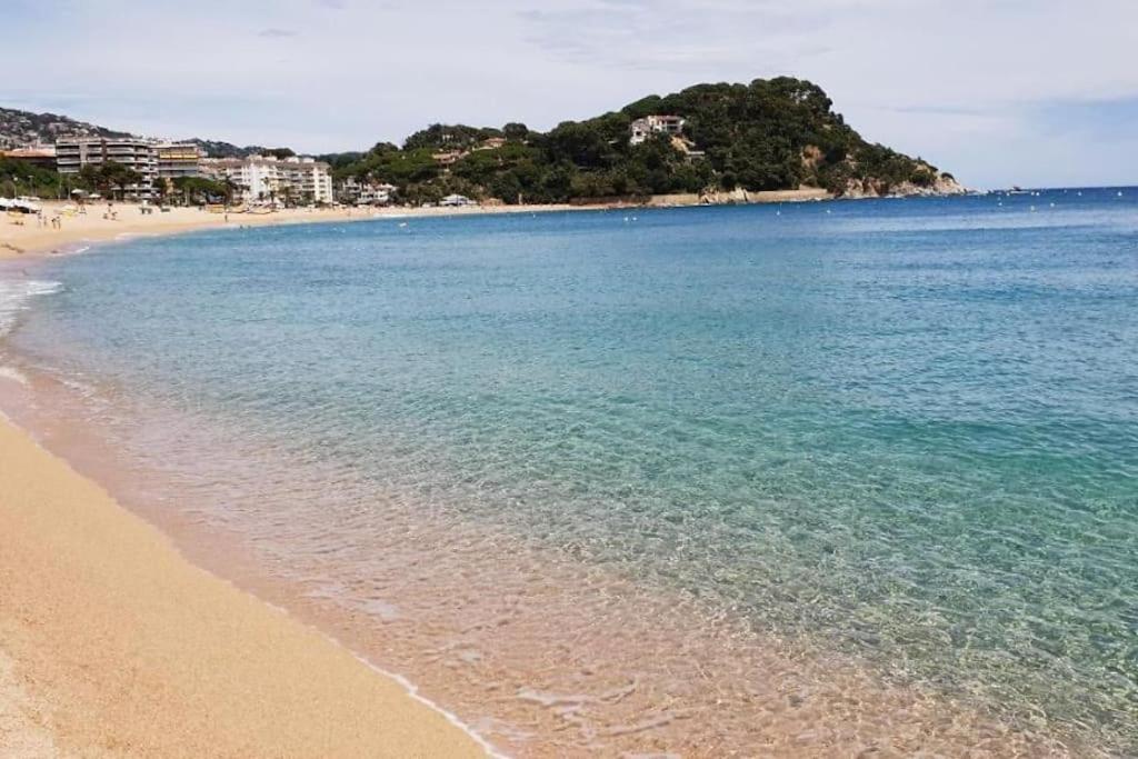 Somriu Apartament Fenals Platja Lloret de Mar Esterno foto