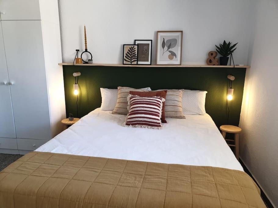 Somriu Apartament Fenals Platja Lloret de Mar Esterno foto